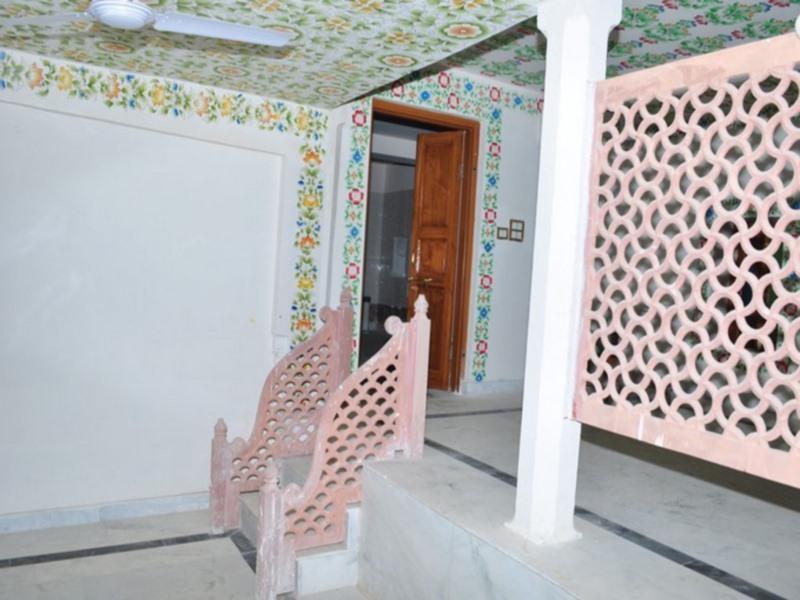 Hotel Suroth Mahal Luharu Luaran gambar